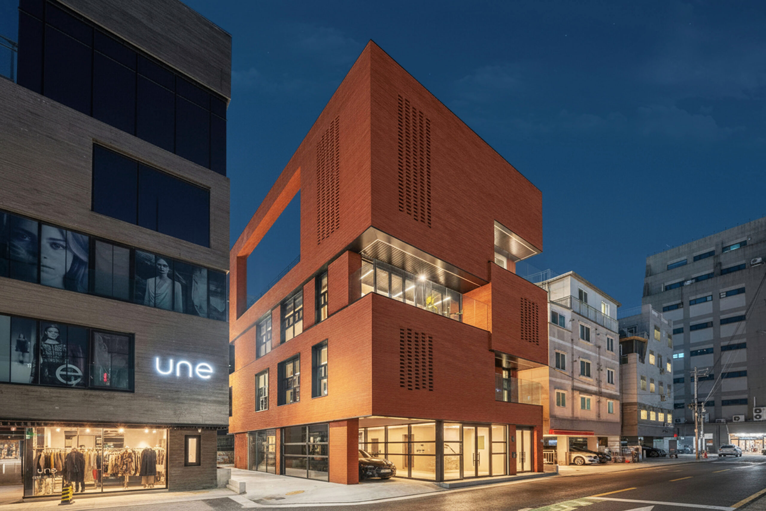 KakaoTalk_20251217_190350638_09